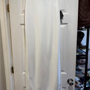 Adrianna Papell Ivory Pearl Crepe Skirt with Branded Tag